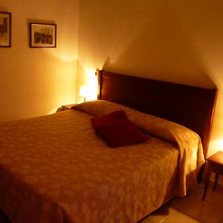 Casale Praia Letojanni Luaran gambar